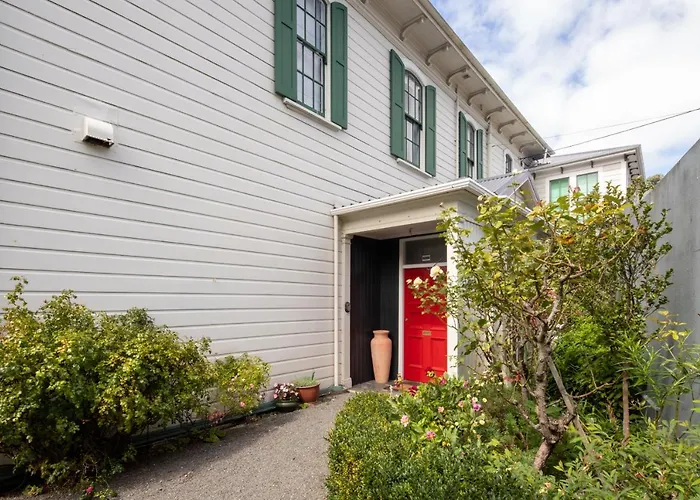Thorndon Heritage Listed Villa